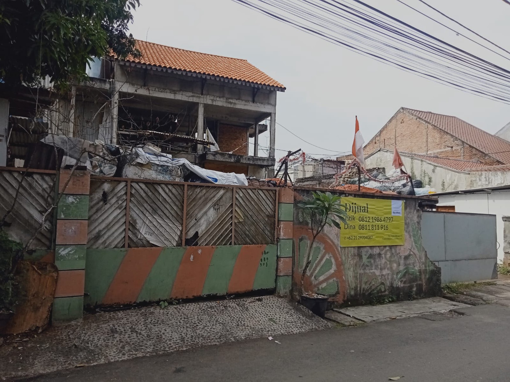 Dijual tanah di Jl Mampang Prapatan - Warung Buncit