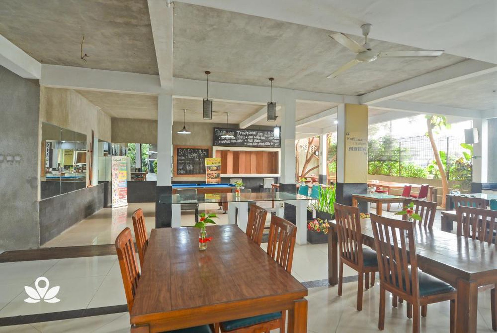 Dijual Ruang Usaha Ex Hotel, Ruang Training + Cafe, di Pondok Aren, Tangerang Selatan