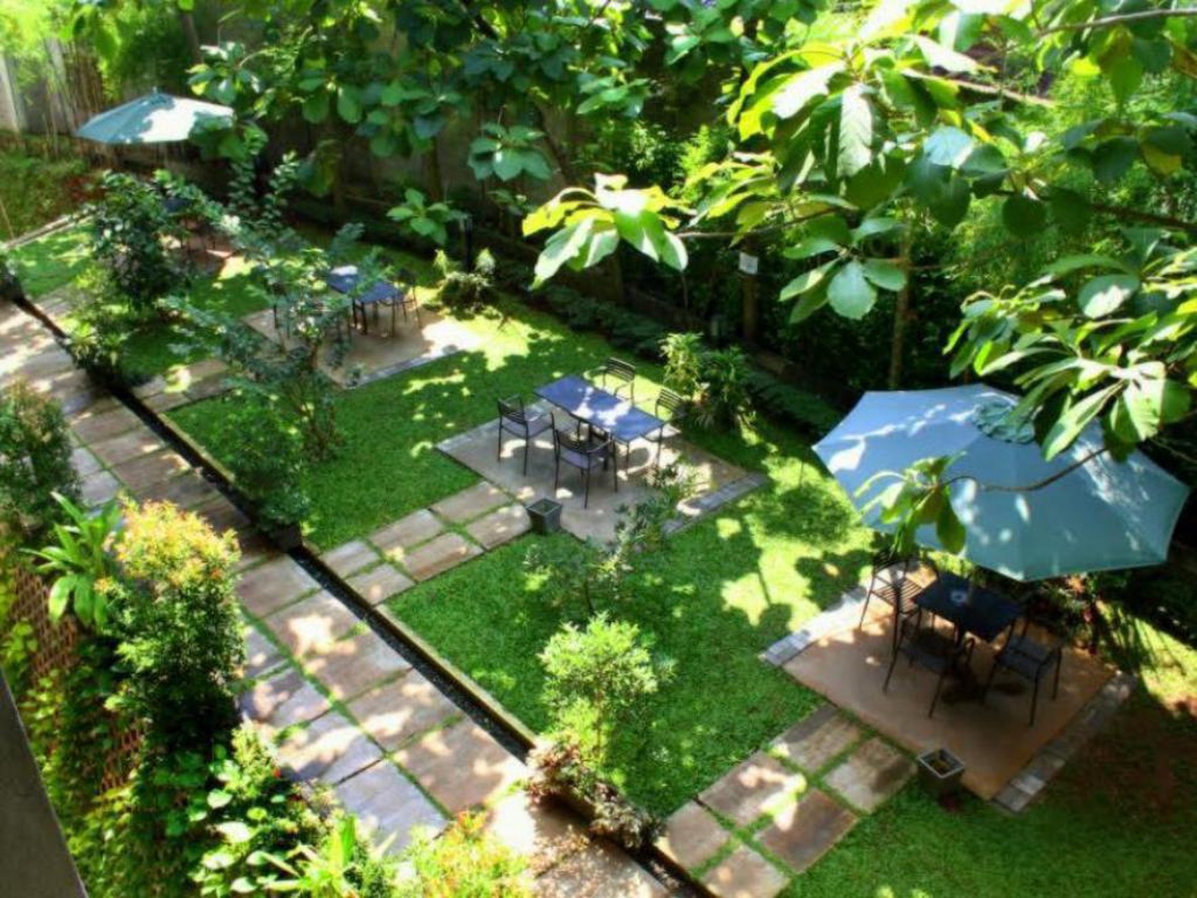Dijual Ruang Usaha Ex Hotel, Ruang Training + Cafe, di Pondok Aren, Tangerang Selatan