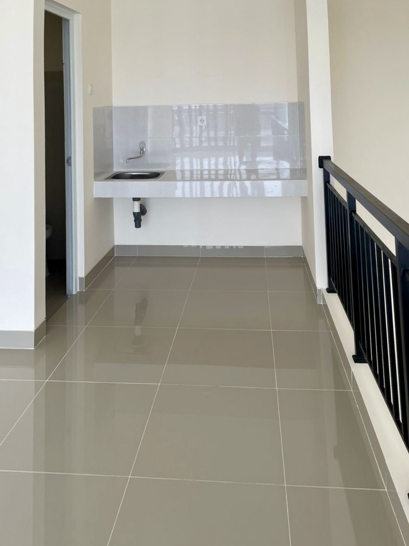 Dijual Ruko Hampton Promenade Gading Serpong