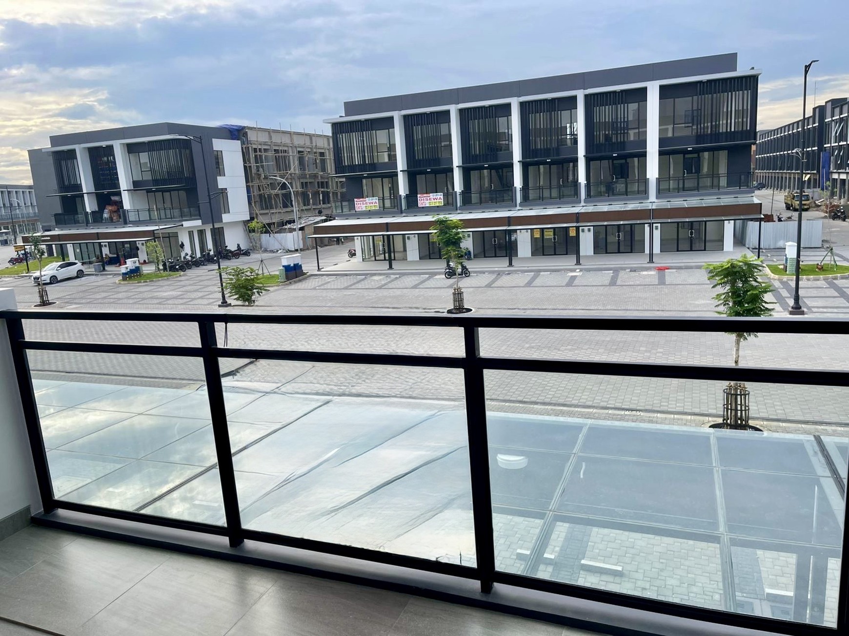 Dijual Ruko Hampton Promenade Gading Serpong