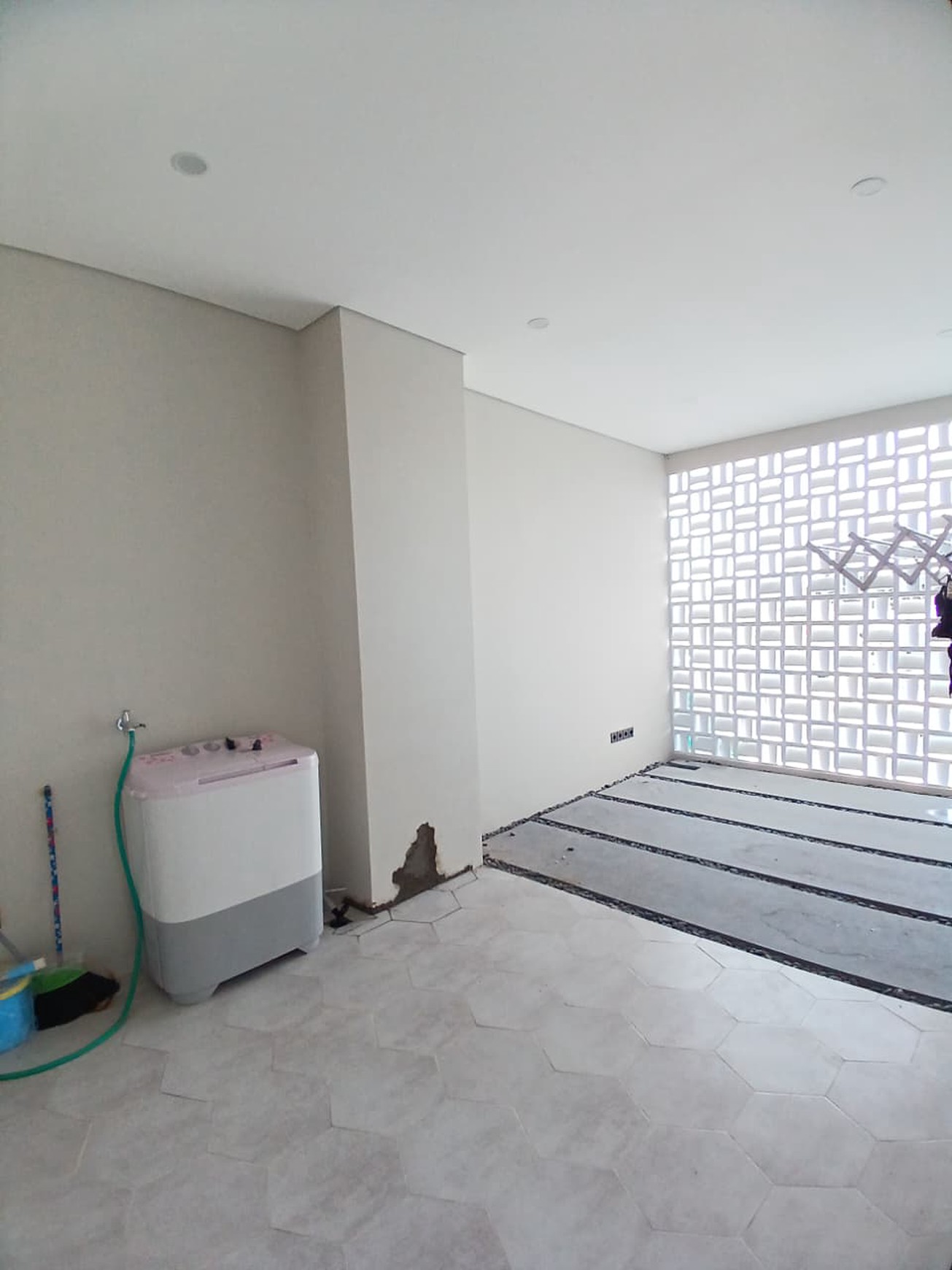 Investasi Rumah kost Furnish 25 Kamar Tidur Lokasi Pandega Dekat Kampus UGM Caturtunggal Depok Sleman