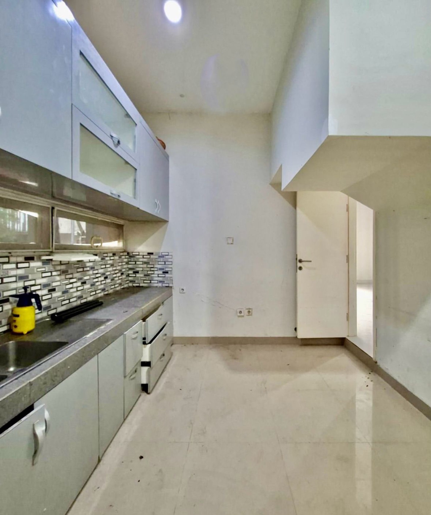Rumah Hook Siap Huni dan Hunian Nyaman @Discovery Eola, Bintaro