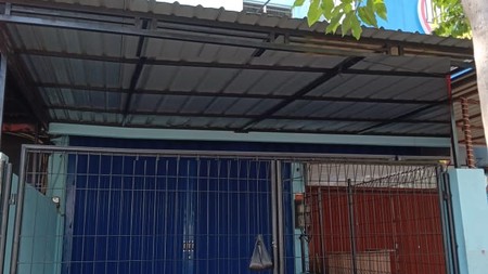 Dijual Ruko 2.5 lantai di Jalan Raya Ngaglik Surabaya