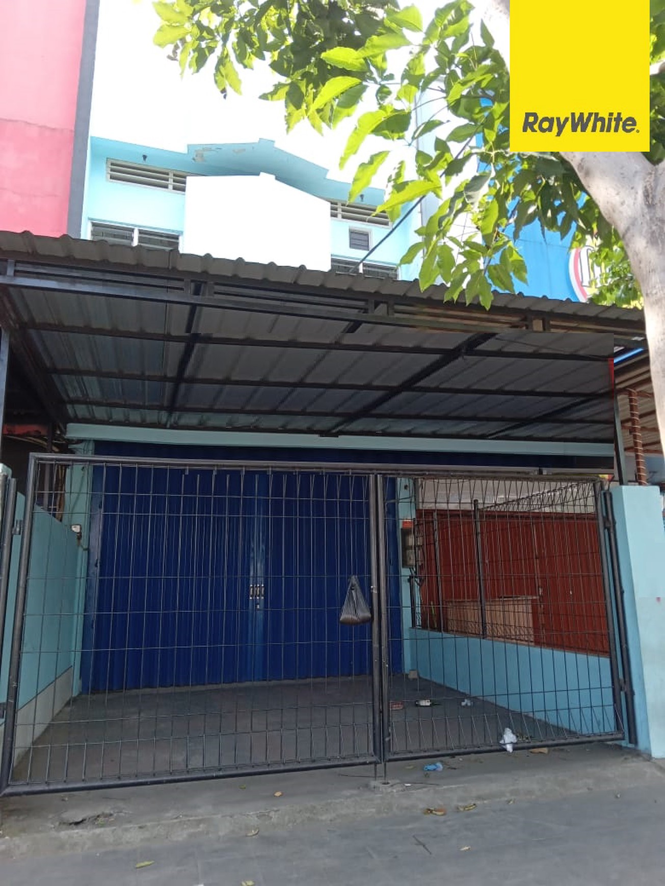Dijual Ruko 2.5 lantai di Jalan Raya Ngaglik Surabaya