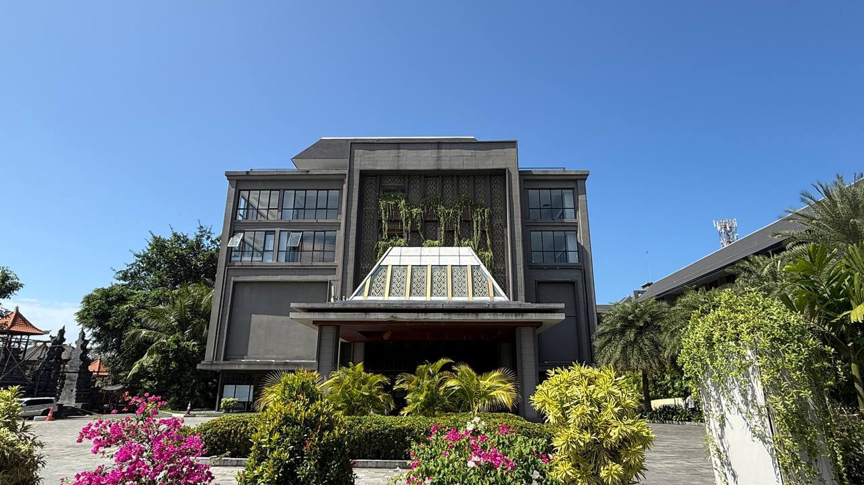 For Sale One Bedroom Apartment Unit in Nusa Dua