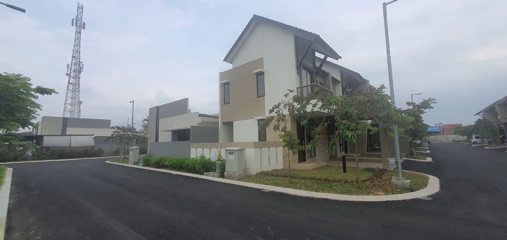 Rumah baru di Podomoro Park Buah batu dekat kampus Telkom university