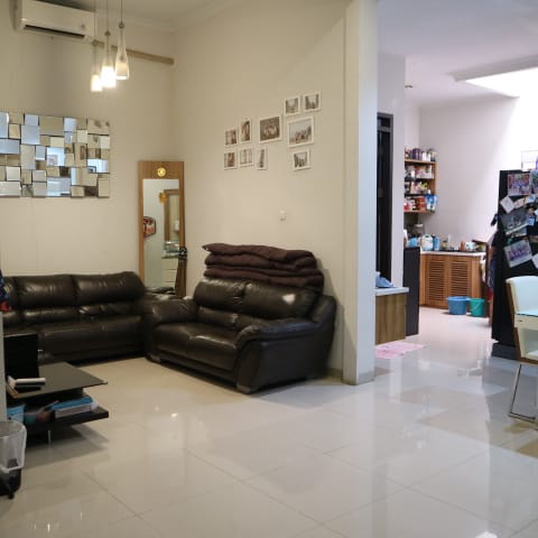 Rumah Cantik di Komplek Batununggal Indah, Bandung