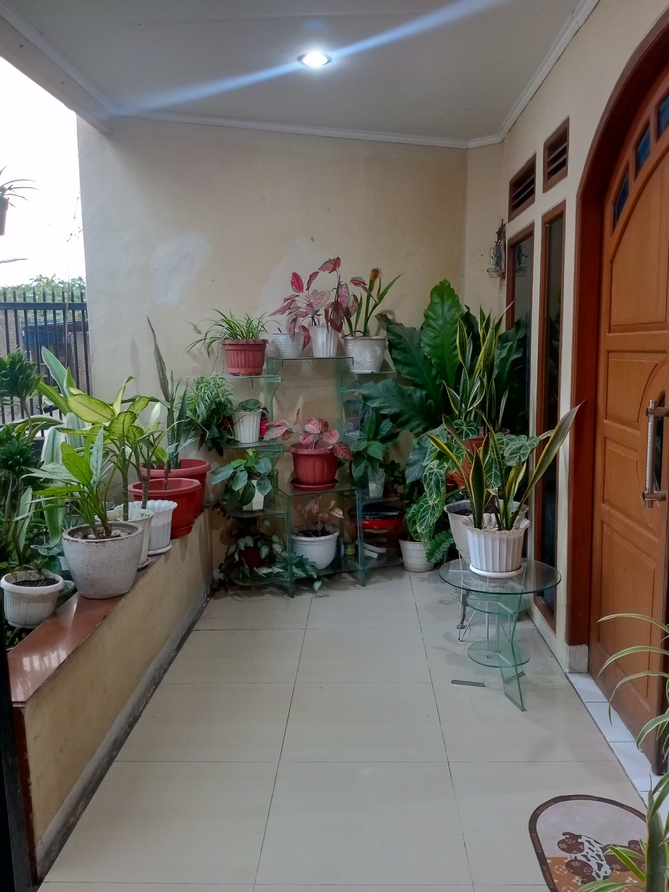 Rumah di Pusat Kota Daerah Sauyunan dekat Terminal Leuwipanjang