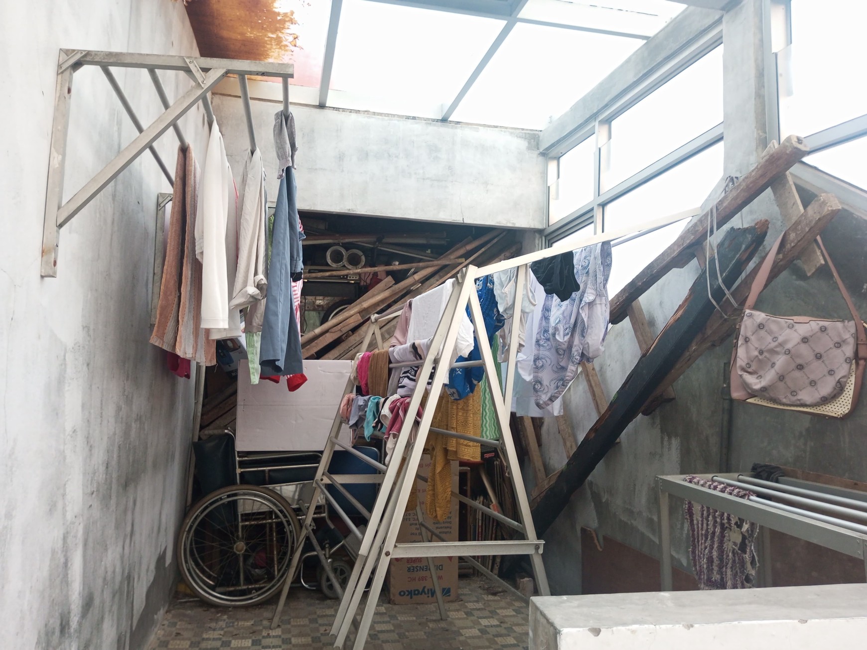 Rumah di Pusat Kota Daerah Sauyunan dekat Terminal Leuwipanjang