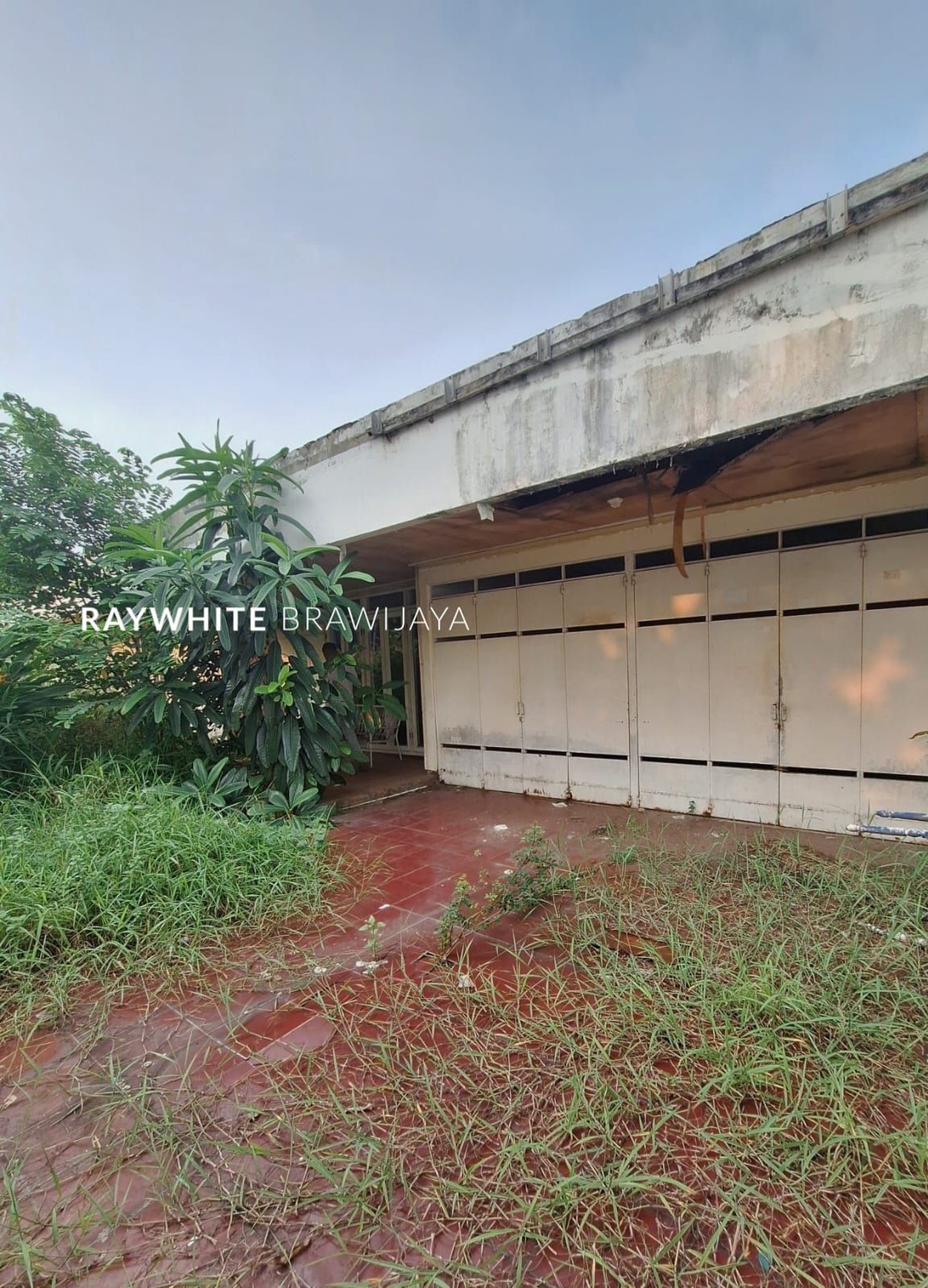 Rumah Hitung Tanah Area Taman Radio Dalam