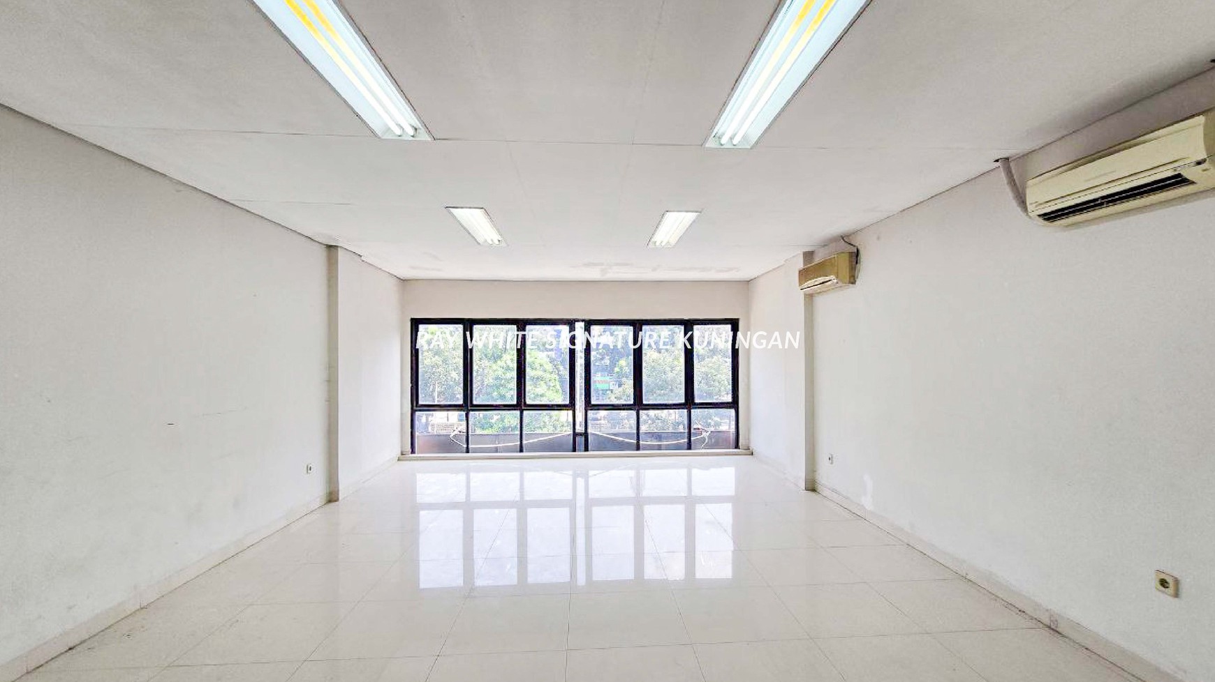 Ruko 4 Lantai di Jl Raya Pasar Minggu Cocok Untuk Kantor