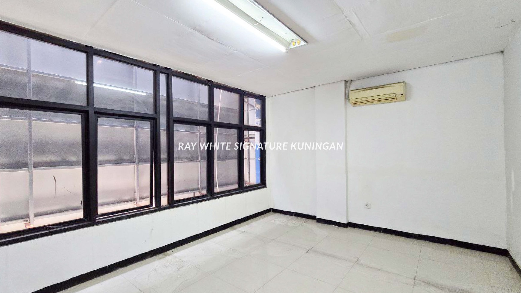 Ruko 4 Lantai di Jl Raya Pasar Minggu Cocok Untuk Kantor