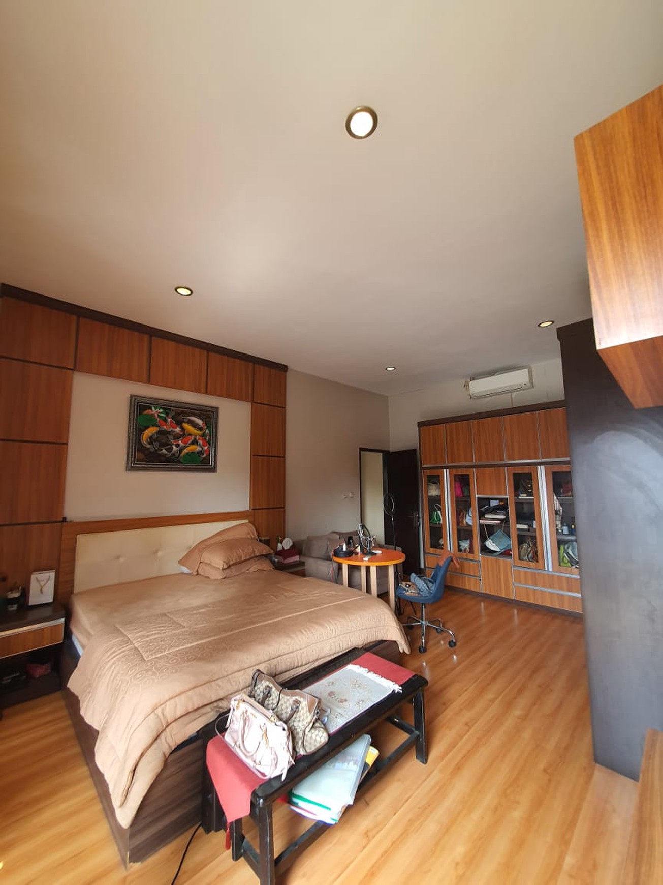Rumah Cantik Posisi HOOK KT 5+2 KM 3 Siap Huni dengan Hunian Nyaman @Bintaro Sektor 3A