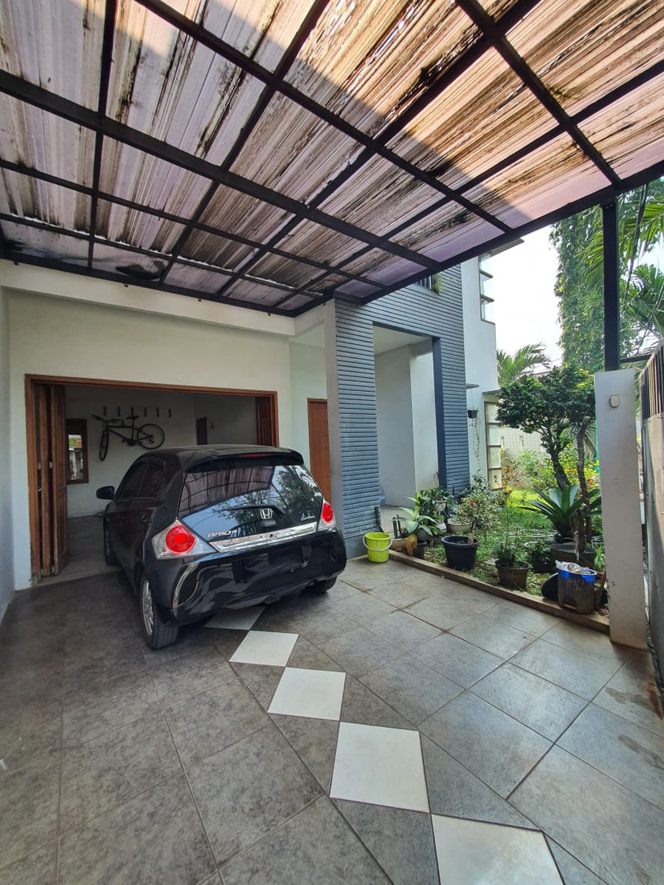 Rumah Cantik Posisi HOOK KT 5+2 KM 3 Siap Huni dengan Hunian Nyaman @Bintaro Sektor 3A