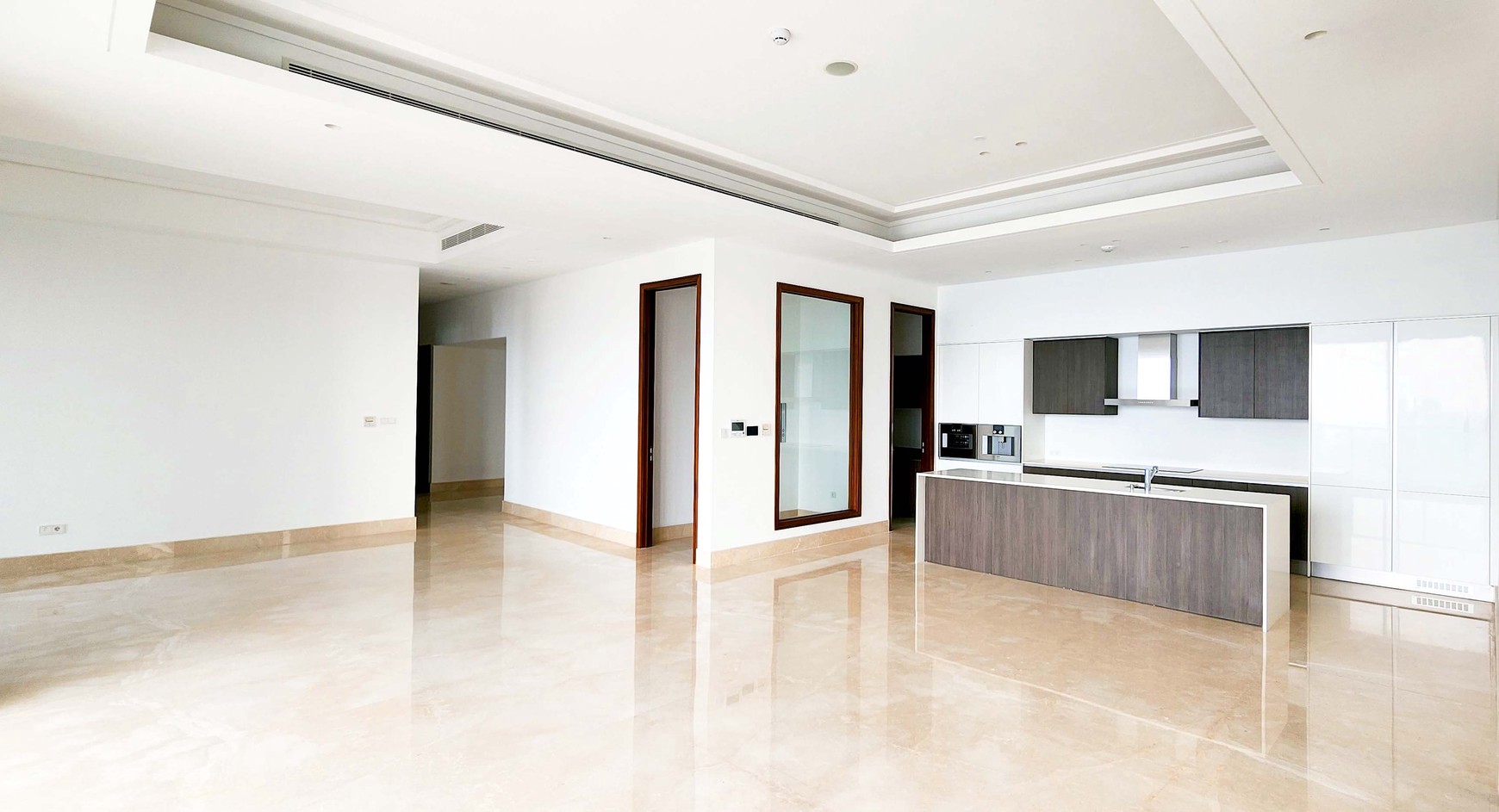 Dijual Apartemen 3 Kamar Regent Residences Jakarta 251 m - Hunian Mewah dengan Fasilitas Lengkap