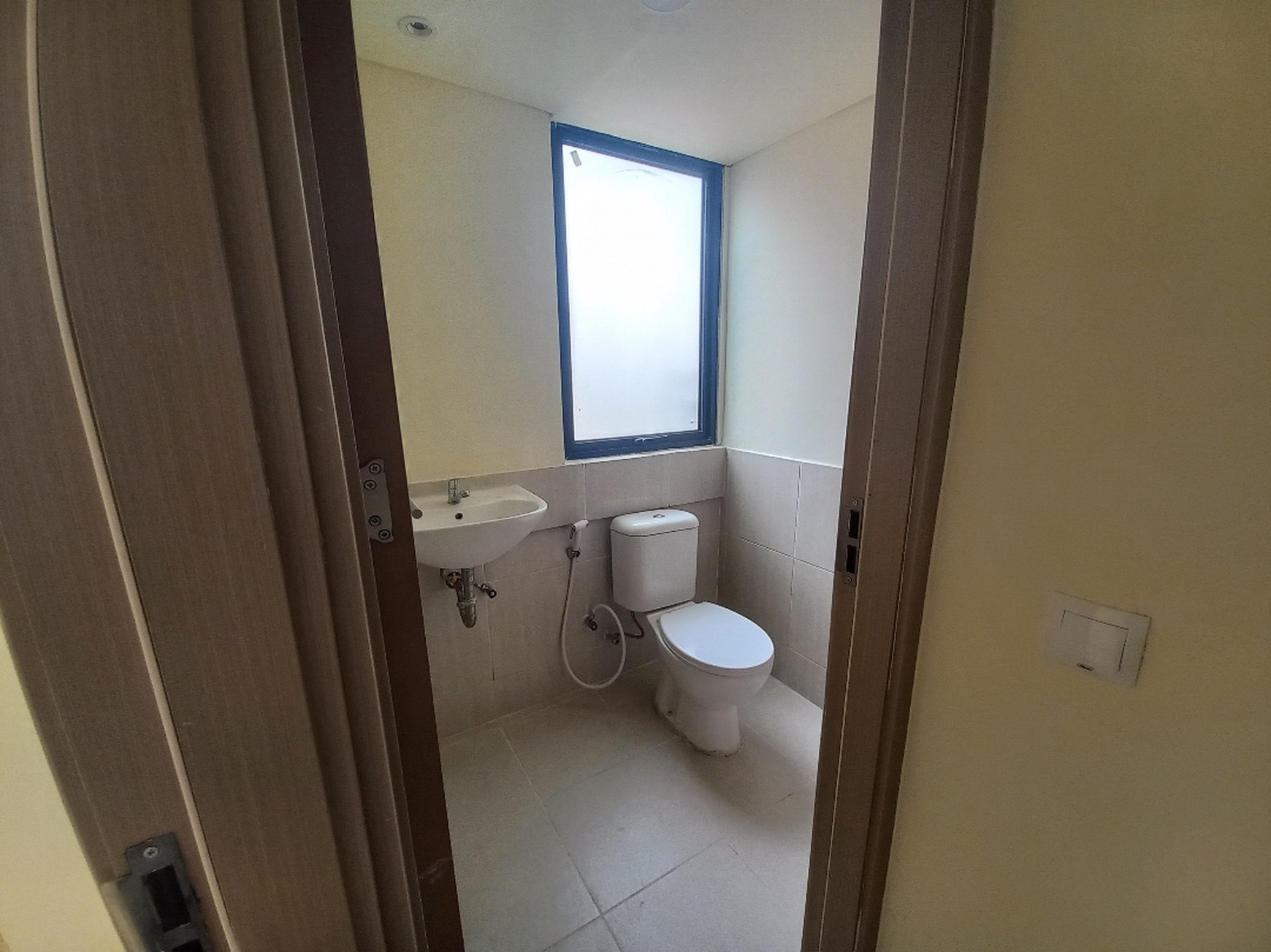 Apartemen Tower Redford Meikarta - Fasilitas Lengkap, Lokasi Strategis