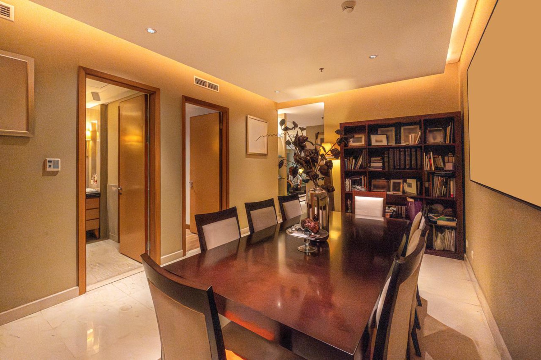 Most gorgeous fully furnished apartment in Pakubuwono Residence, Kebayoran Baru 