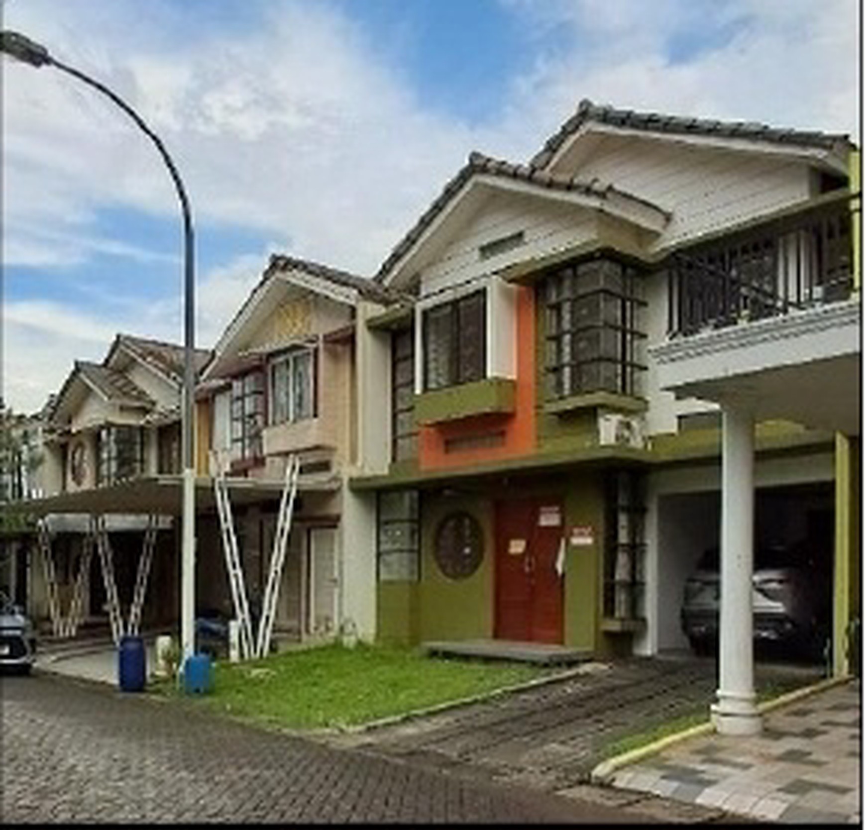 Dijual murah Rumah di Taman Hokaido Lippo Karawaci Tangerang 