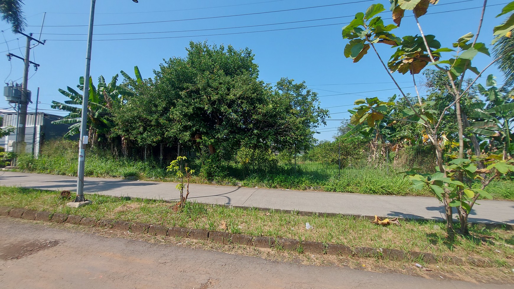 Kavling / Tanah 1.000 meter di daerah Sentul Jawa Barat
