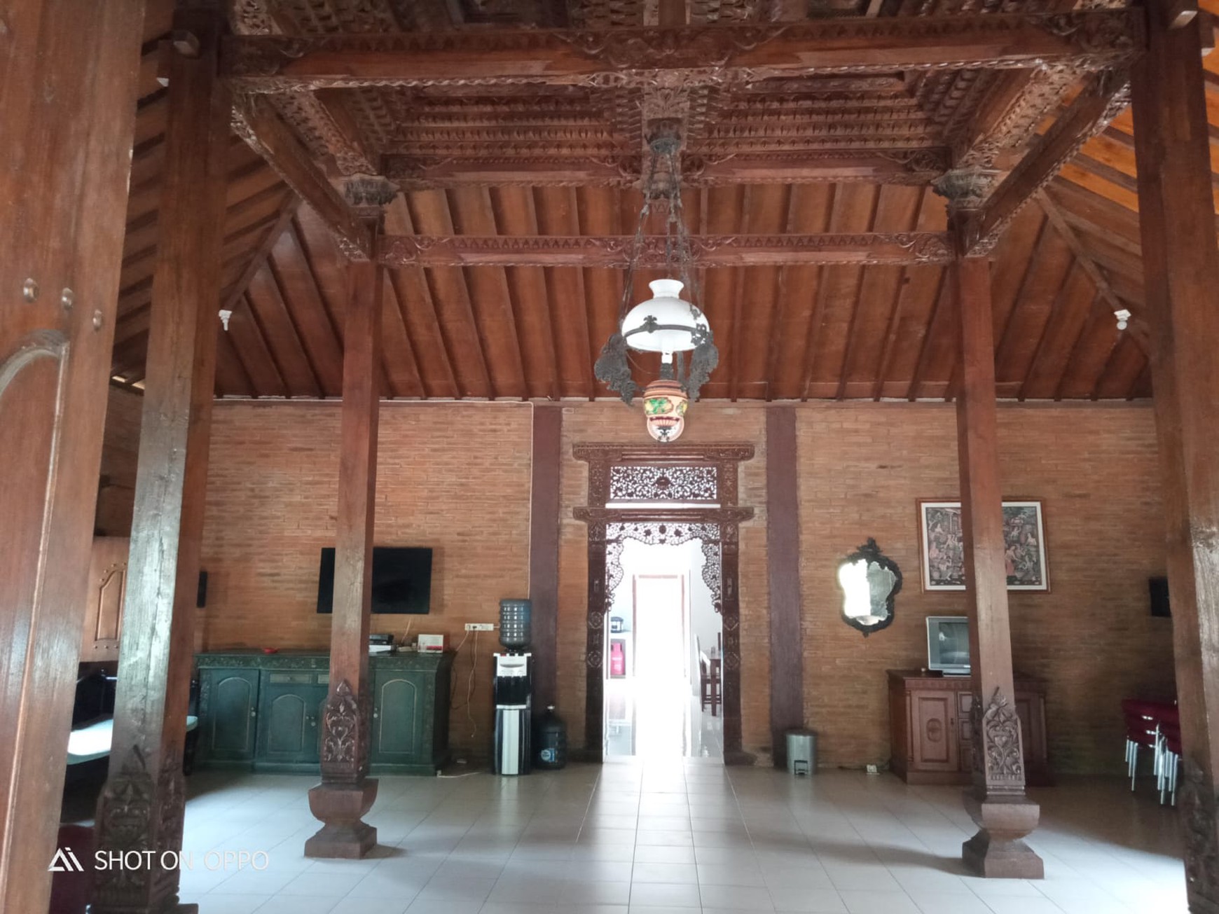 DIJUAL VILLA ASRI DAN NYAMAN DI CISARUA