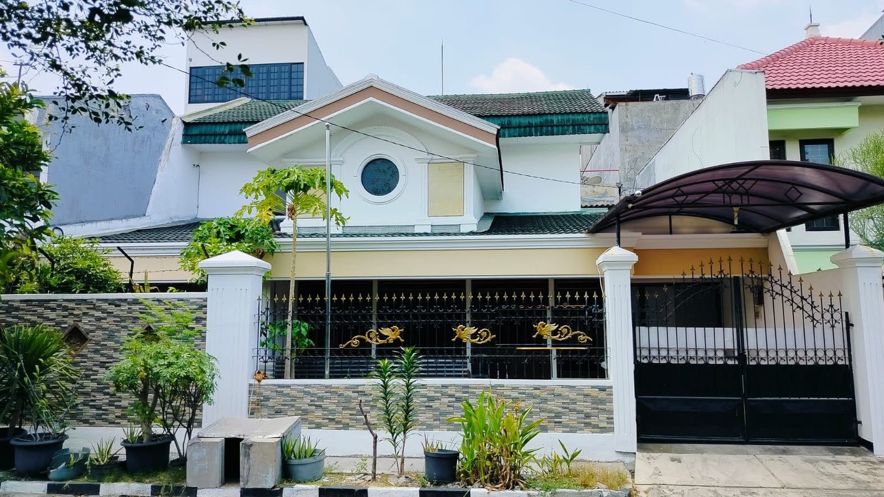 Rumah Dijual Disewakan Jemur Andayani Wonocolo Surabaya Murah 2 Lantai 