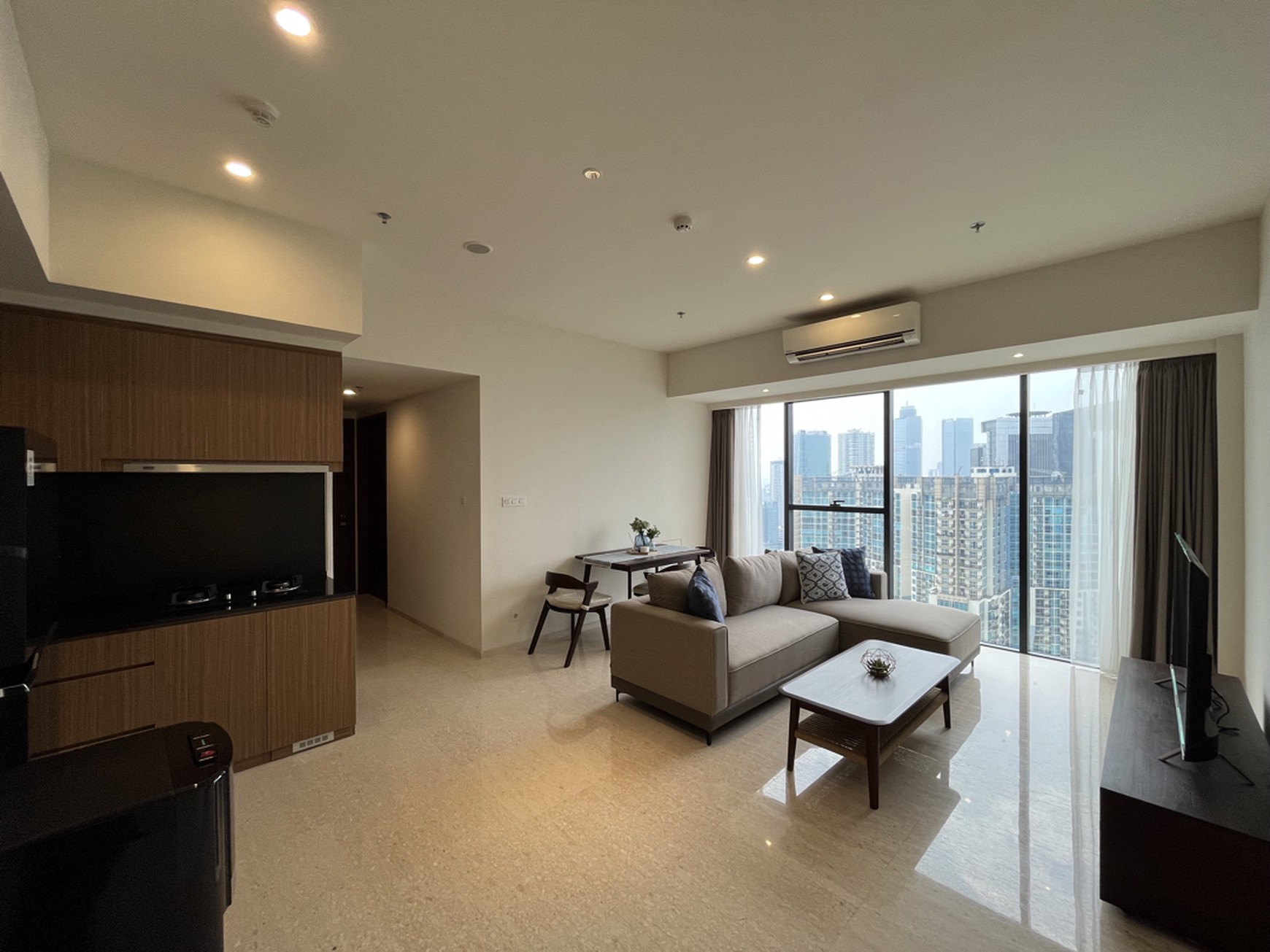Branz Mega Kuningan Brand New Fully Furnished