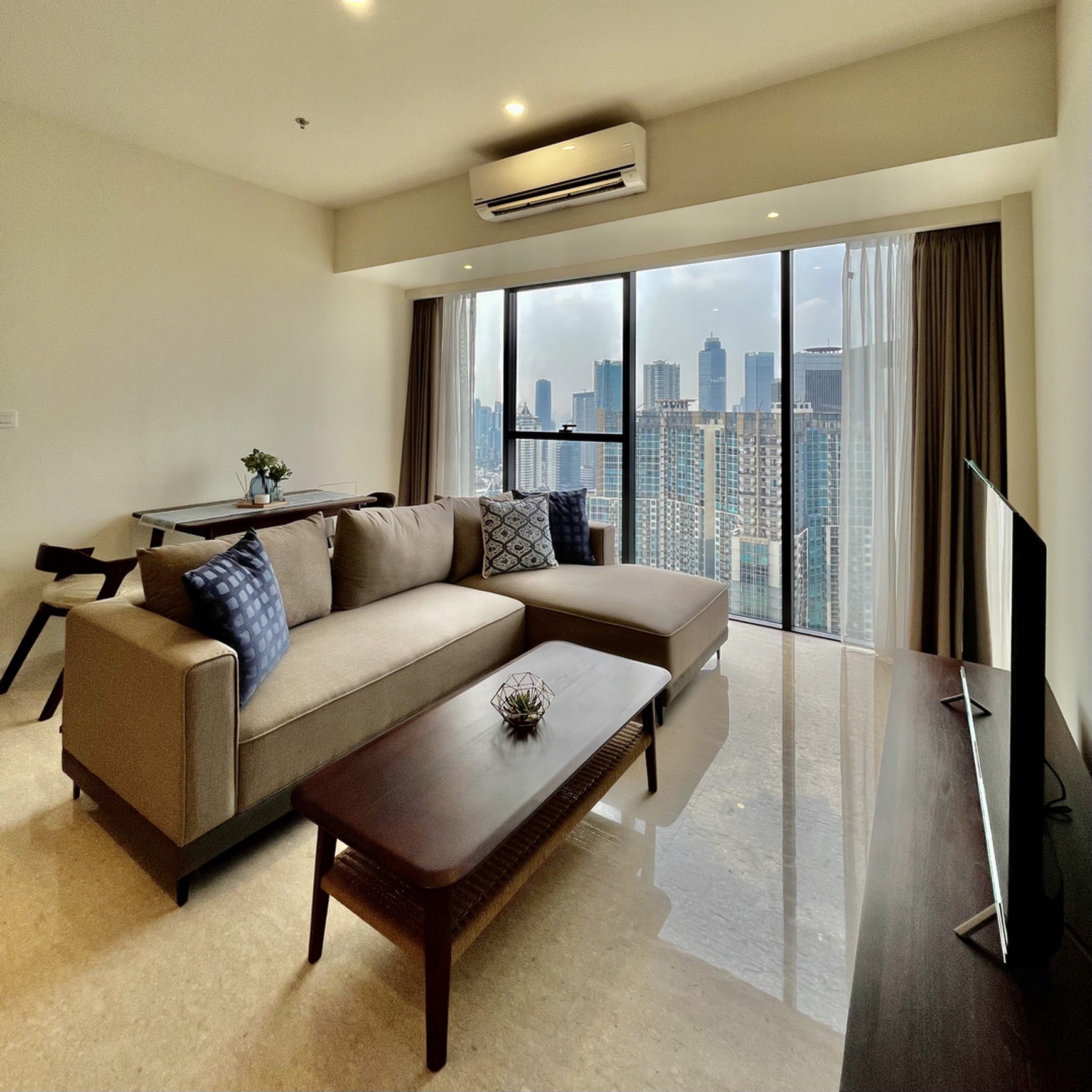 Branz Mega Kuningan Brand New Fully Furnished
