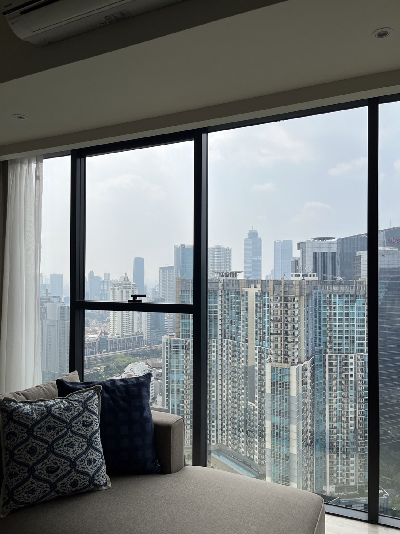 Branz Mega Kuningan Brand New Fully Furnished