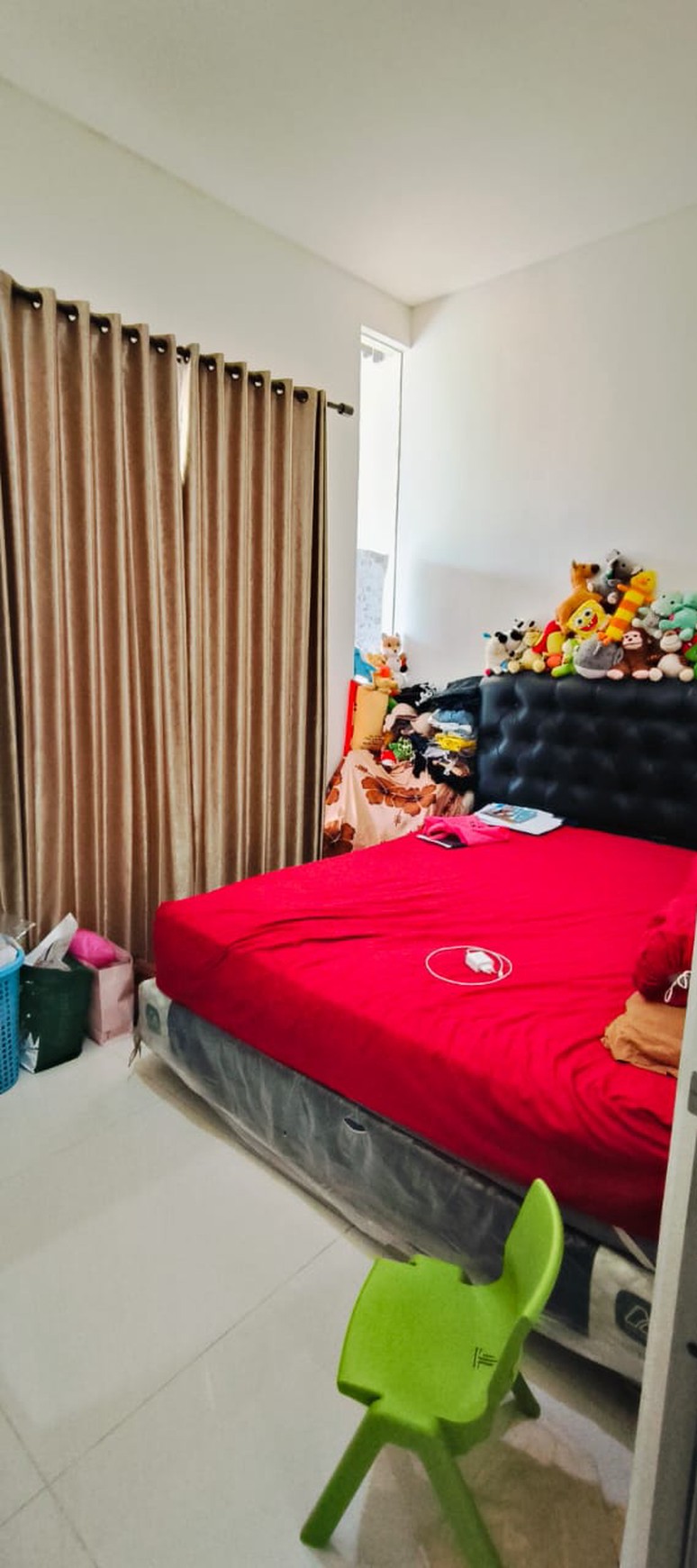 Dijual Rumah Greenland Residence - cluster Armaya - Modern 2 Lantai - Carport 2 Mobil Dekat Citraland, Pakuwon Mall Surabaya
