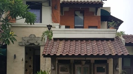 Rumah Nuansa Bali di Bali View Cirendeu Ciputat