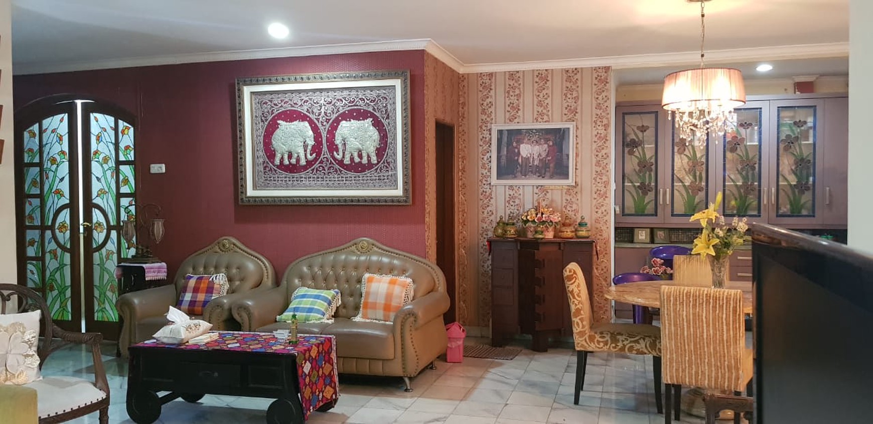 Rumah Nuansa Bali di Bali View Cirendeu Ciputat