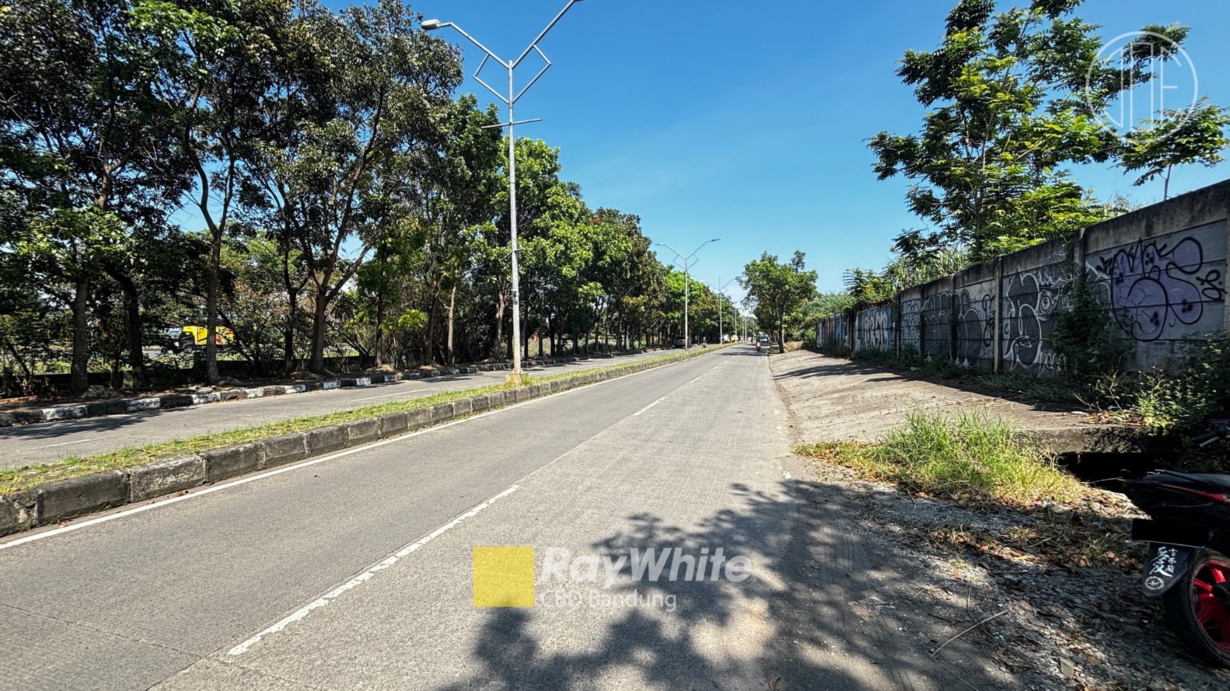 Langka !! Tanah Luas Dekat Tol Summarecon Ex Lahan Parkir Kendaraan Besar