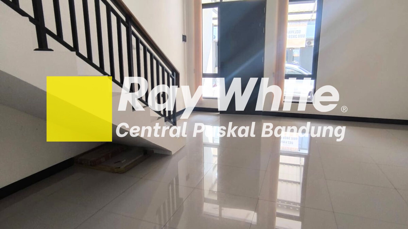 Rumah Gardenville di Taman Koopo Indah V Bandung Lokasi Eksklusif
