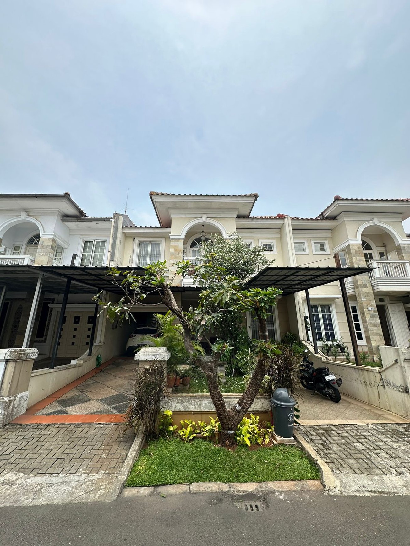 Rumah Siap Huni di Citra Gran Cibubur