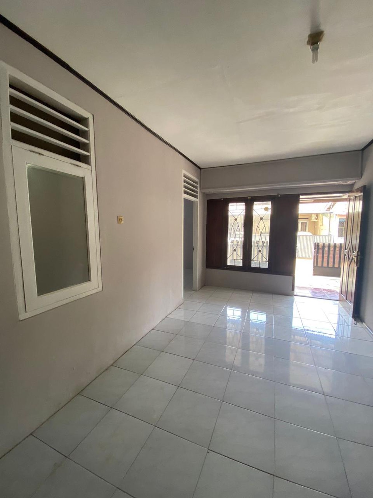 Rumah Siap Huni Area Bintaro Jaya Sektor 2, Dekat Pasar Modern & Gate Tol