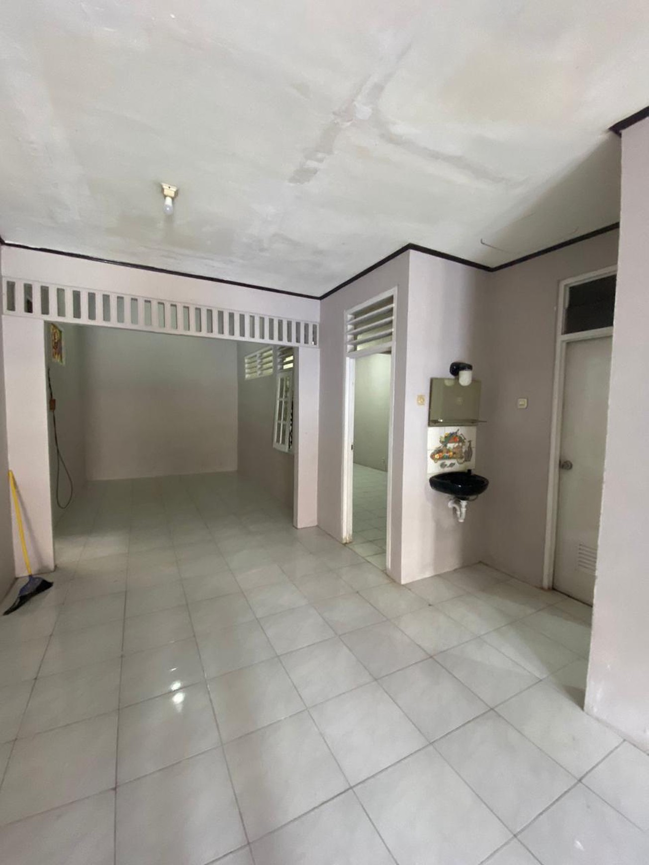 Rumah Siap Huni Area Bintaro Jaya Sektor 2, Dekat Pasar Modern & Gate Tol