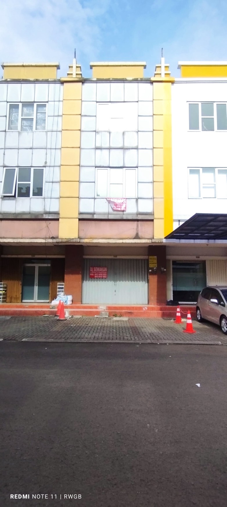 disewa ruko rapih renovasi siap pakai ruko golden boulevard bsd city
