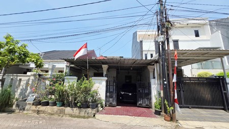 Rumah Gading Griya Lestari, Kelapa Gading, Jakarta Utara.