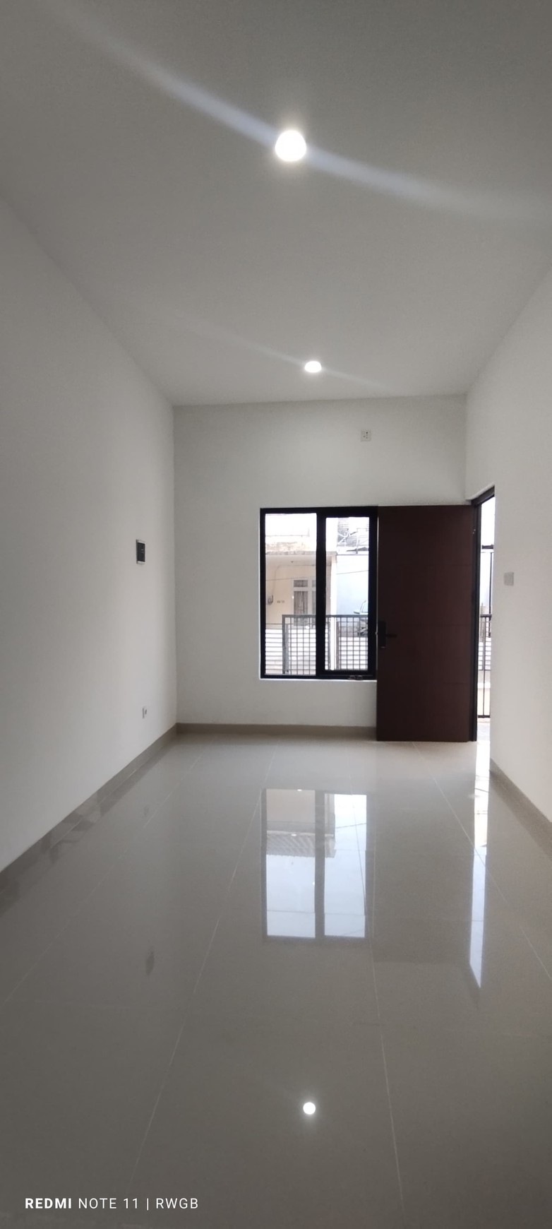 Jual cepat rumah di regency melati mas serpong tangerang selatan strategis murah hanya 1.6M nego siap huni