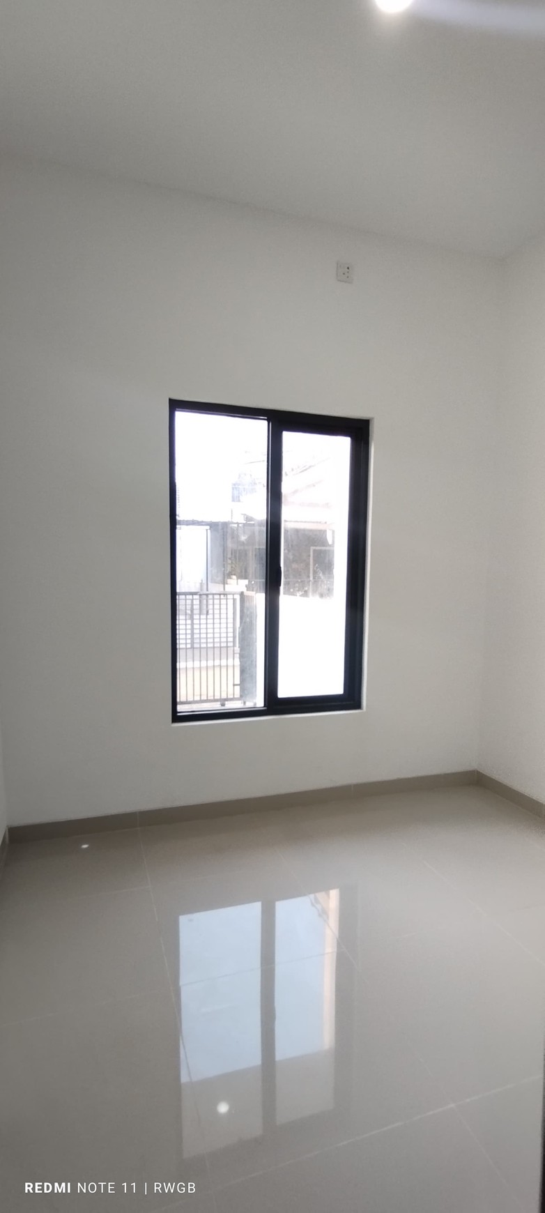 Jual cepat rumah di regency melati mas serpong tangerang selatan strategis murah hanya 1.6M nego siap huni