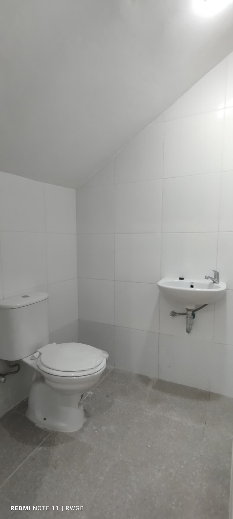 Jual cepat rumah di regency melati mas serpong tangerang selatan strategis murah hanya 1.6M nego siap huni