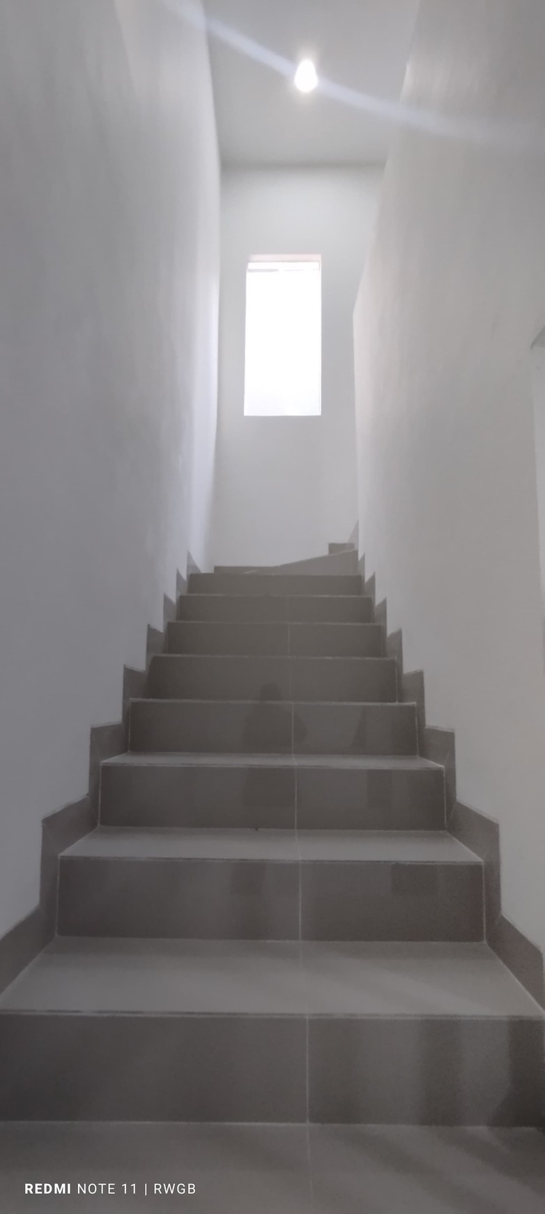 Jual cepat rumah di regency melati mas serpong tangerang selatan strategis murah hanya 1.6M nego siap huni