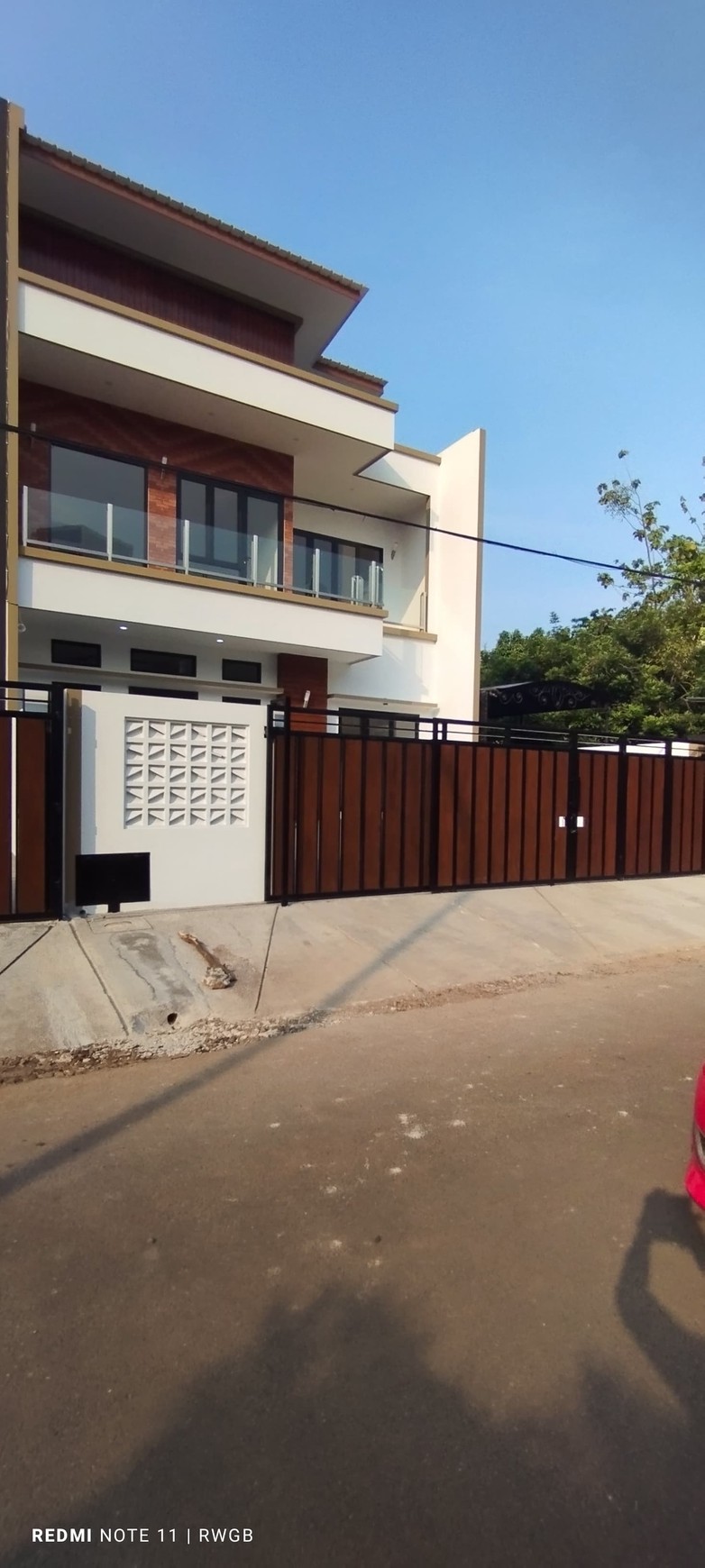 Jual cepat rumah di regency melati mas serpong tangerang selatan strategis murah hanya 1.6M nego siap huni