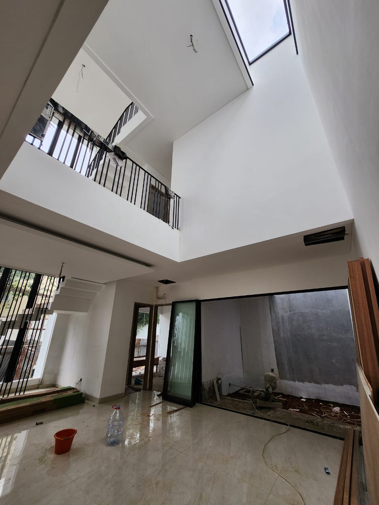 Rumah Baru Minimalis 2 Lantai di The Icon BSD Dekat Akses Tol