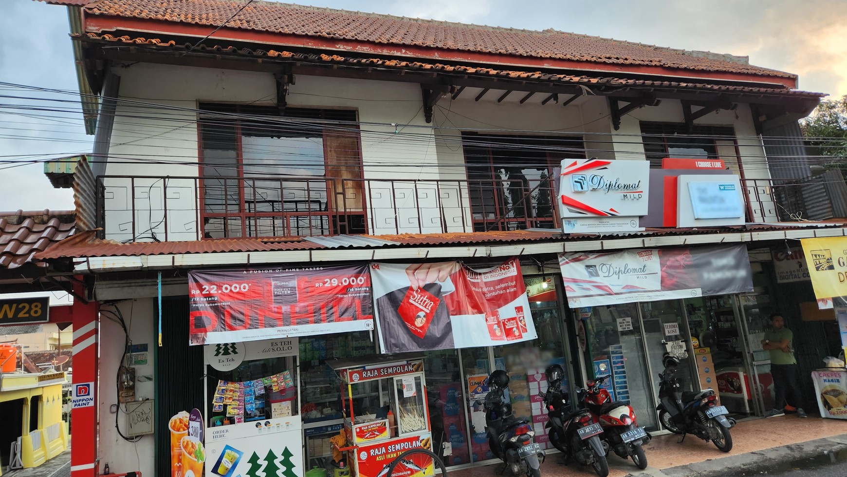 Ruko 2 Lantai di Jl. Selokan Mataram, Sinduadi, Mlati, Sleman.