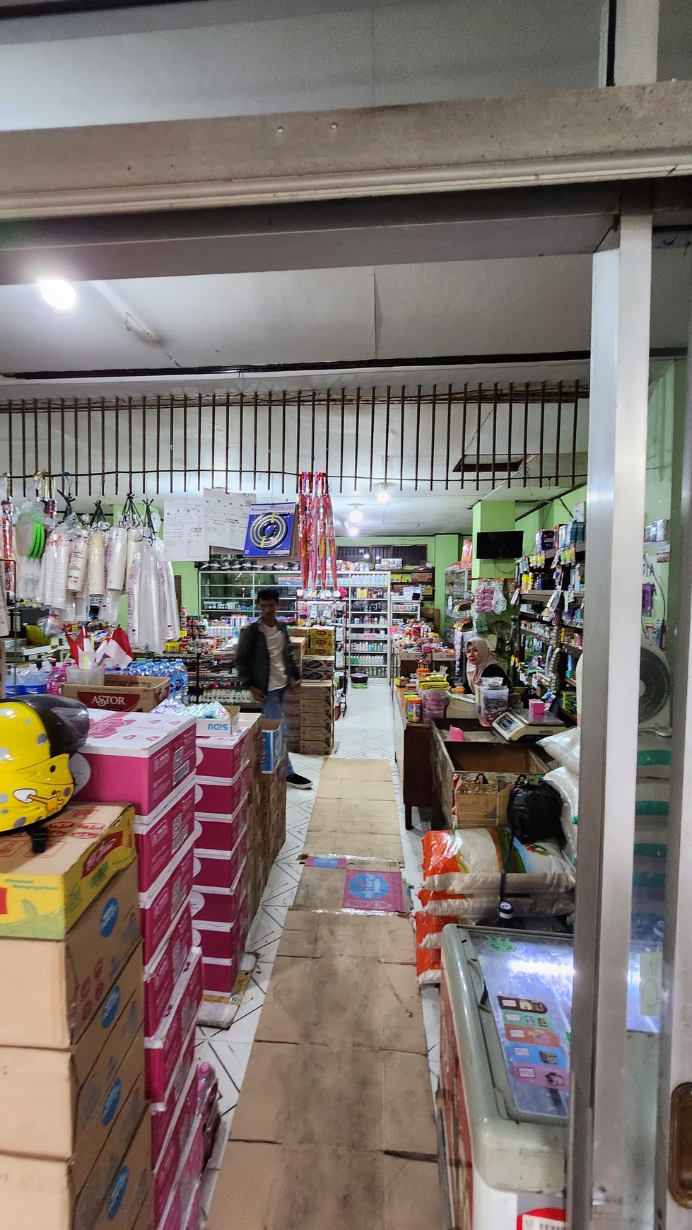 Ruko 2 Lantai di Jl. Selokan Mataram, Sinduadi, Mlati, Sleman.