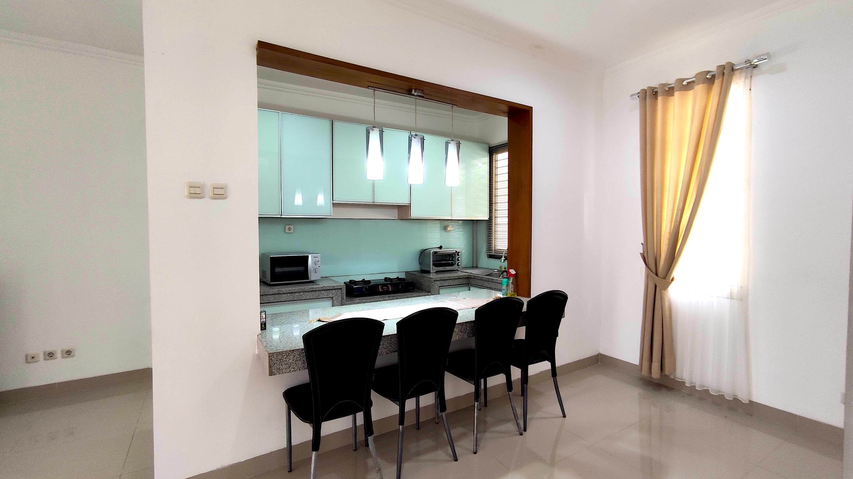 Rumah D'Oakwood Cluster Lippo Cikarang Di Tengah Pusat
