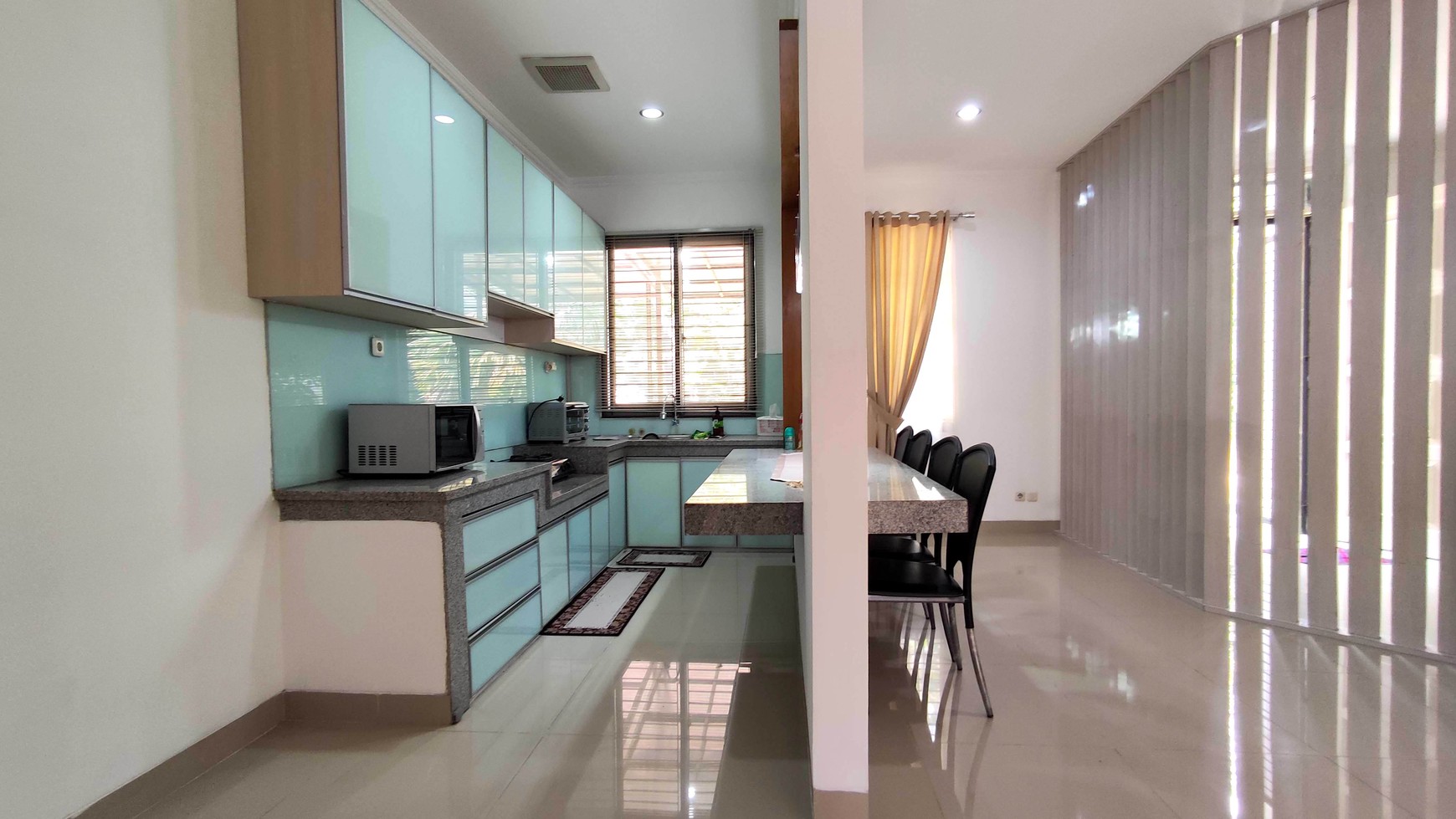 Rumah D'Oakwood Cluster Lippo Cikarang Di Tengah Pusat