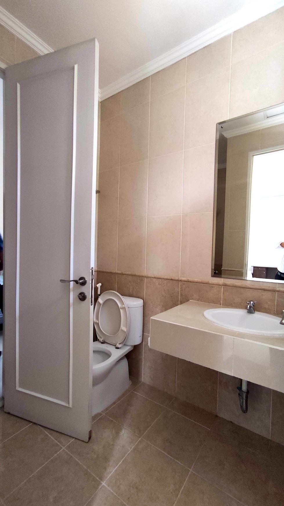 Rumah D'Oakwood Cluster Lippo Cikarang Di Tengah Pusat